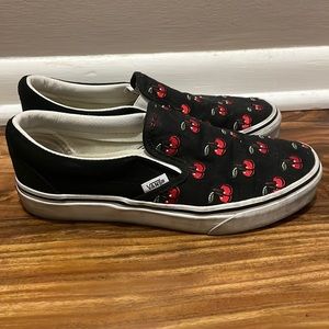 CHERRY SLIP ON VANS